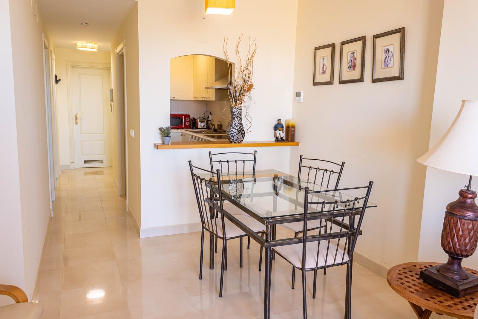 Ausgestattete Küche